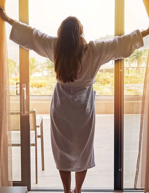 MEDICAL WEIGHT LOSS PHYSICIAN SUPERVISED DAYTON WOMAN STRETCHING MEDICAL WEIGHT LOSS PHYSICIAN SUPERVISED DAYTON WOMAN STRETCHING